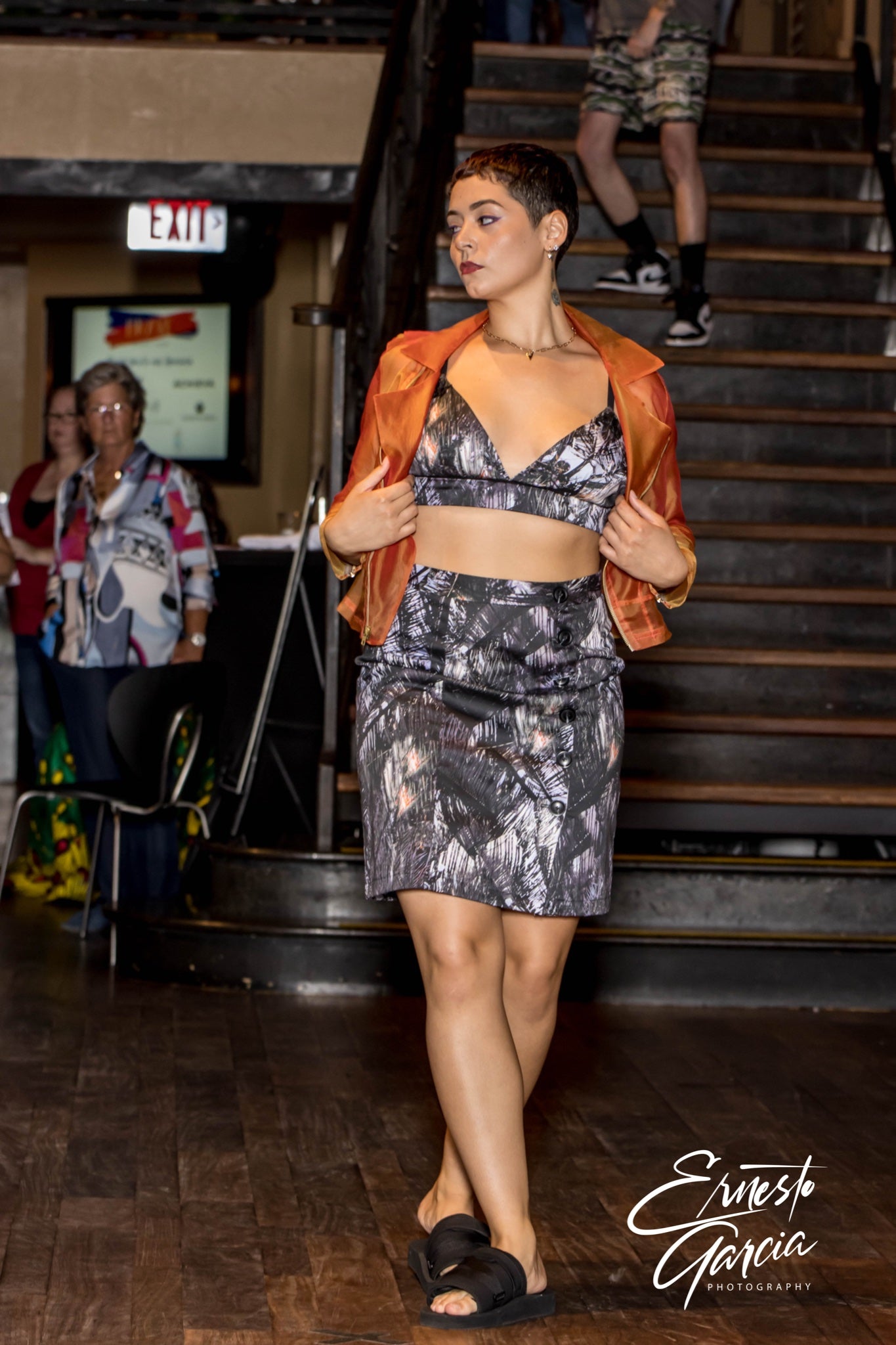 Women's Palm Leaf Pencil Skirt